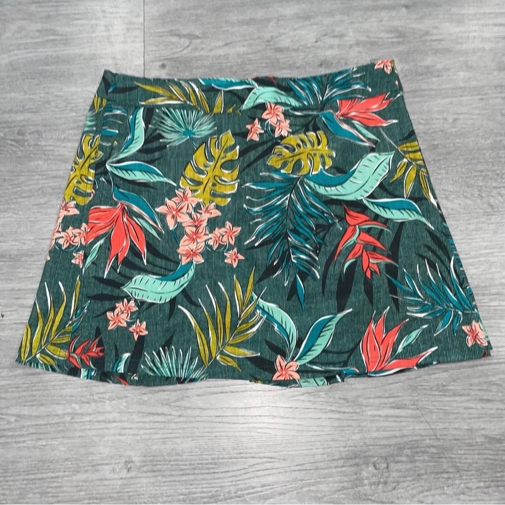 Rip Skirt Hawaii Wrap Skirt Beach Coverup Size Medium in excellent condition! - Picture 2 of 8